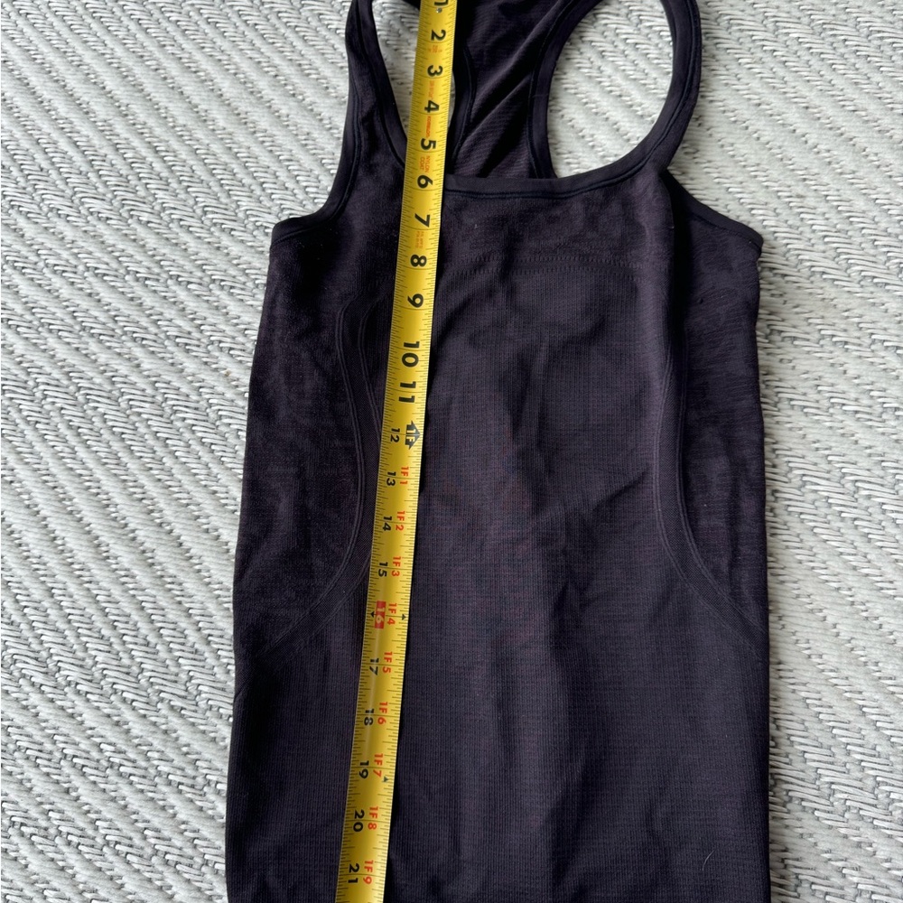 Lululemon Swiftly Tech Tank Like New Size 2 - image 4